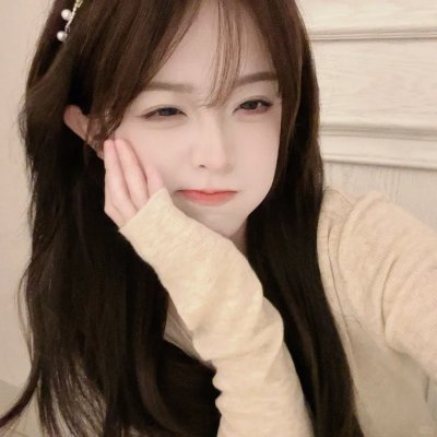 夜色中的她